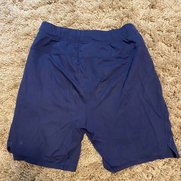 Lululemon Shorts - Picture 2 of 5